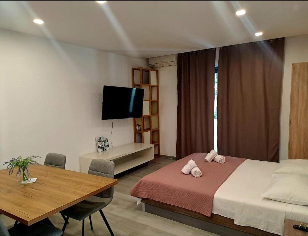 Apartmani Ivica Martic Duće Dış mekan fotoğraf