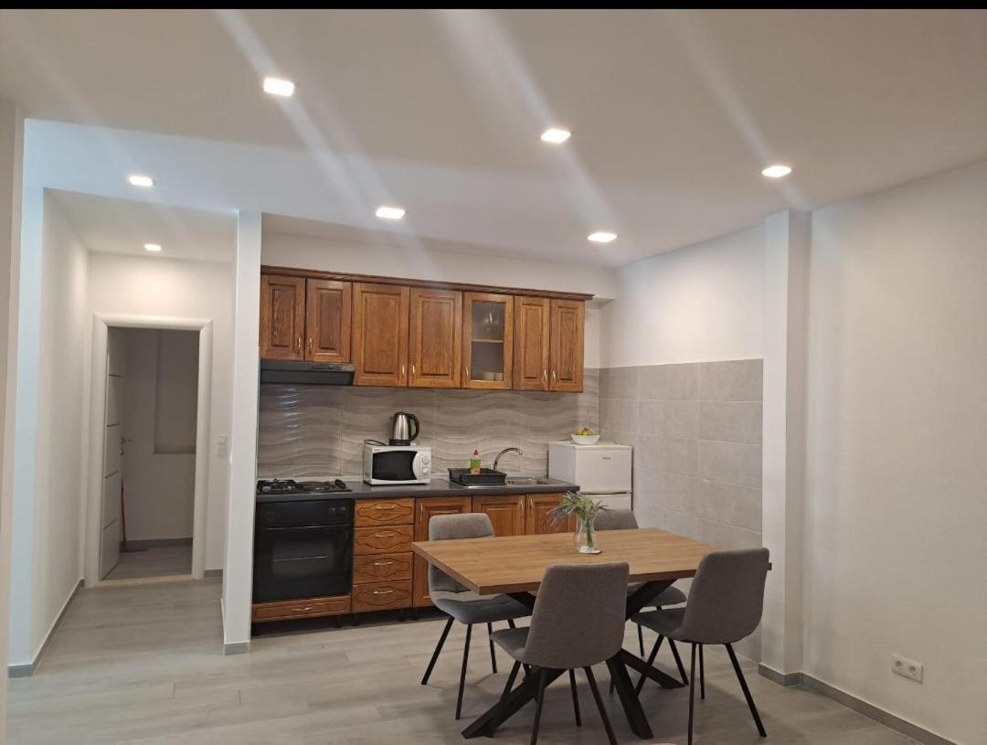 Apartmani Ivica Martic Duće Dış mekan fotoğraf
